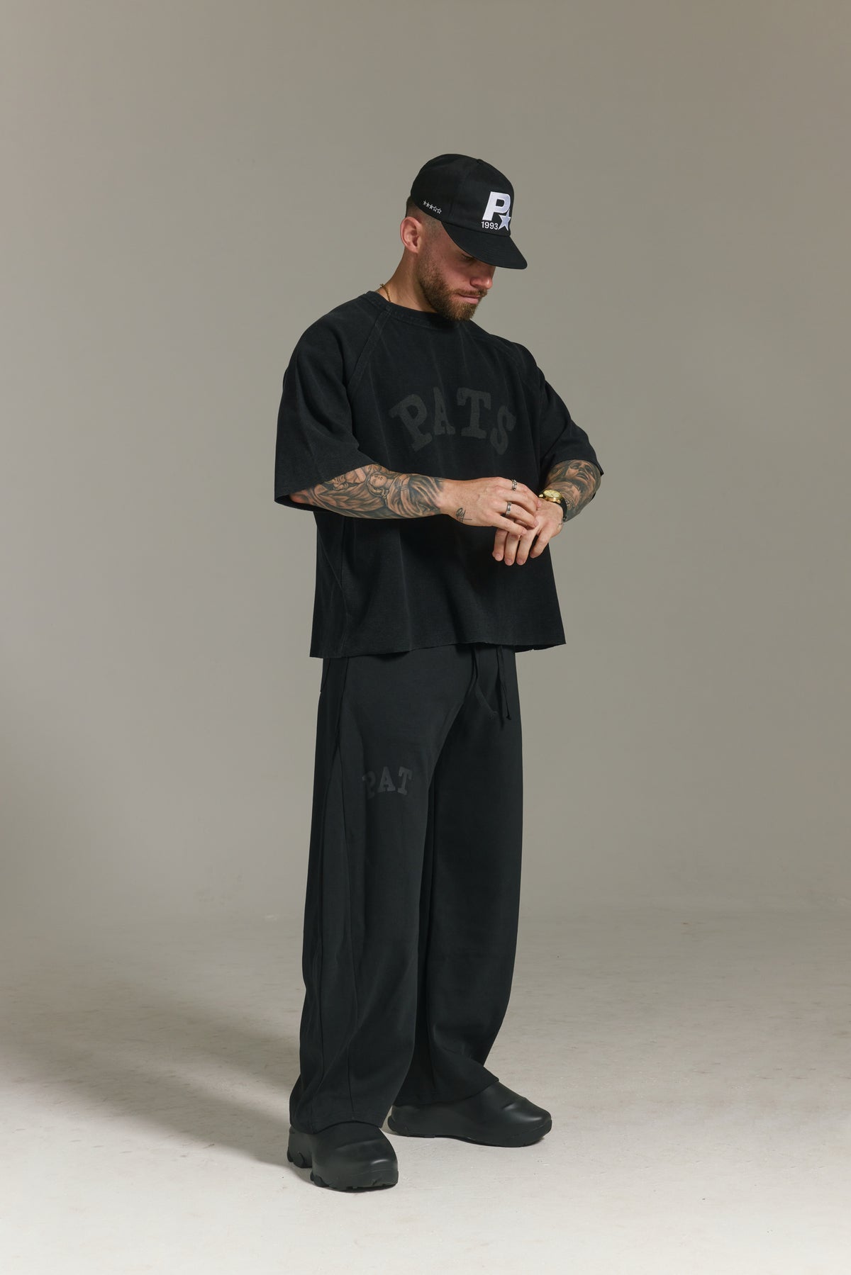 PREMIUM WAFFLE SHIRT - BLACK